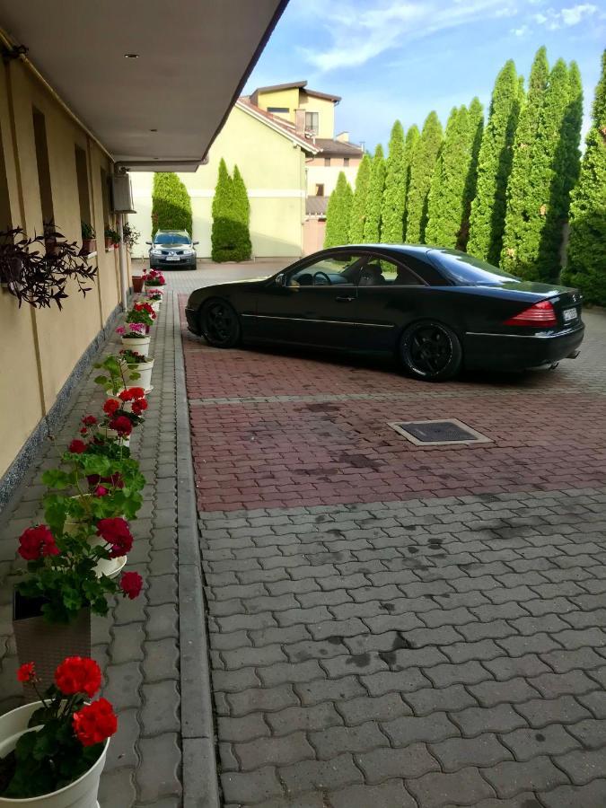 Hotel Vandia Timisoara Esterno foto