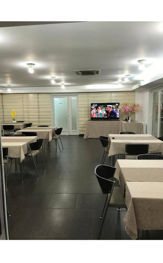 Hotel Vandia Timisoara Esterno foto