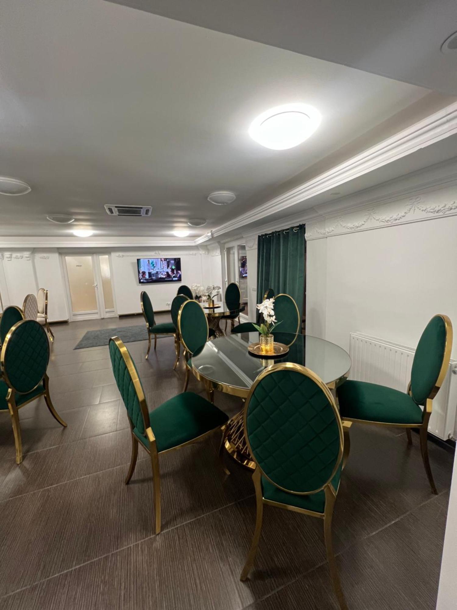 Hotel Vandia Timisoara Esterno foto