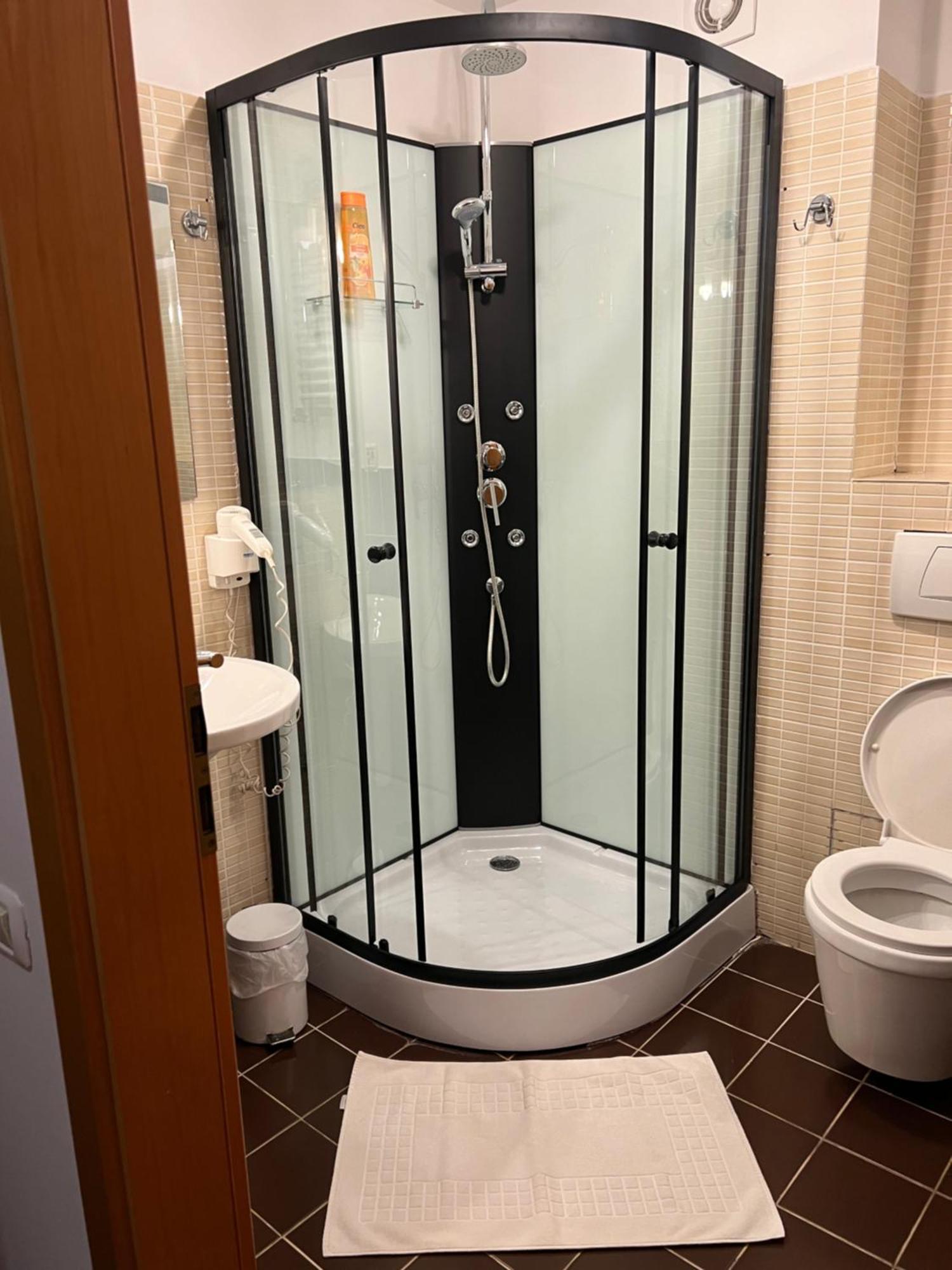 Hotel Vandia Timisoara Esterno foto