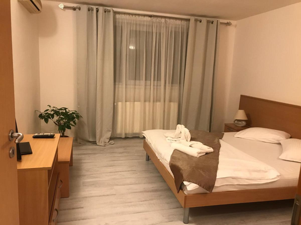 Hotel Vandia Timisoara Esterno foto
